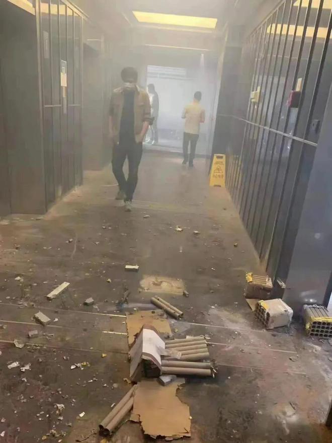 京圈公主、00后影后遭遇职场霸凌发疯反击获好评但……